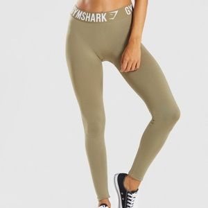 BRAND NEW GYMSHARK FIT LEGGINGS WASHED KHAKI/WHITE - SIZE MEDIUM